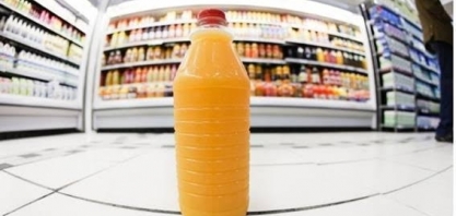 O caminho do suco de laranja brasileiro até as prateleiras britânicas