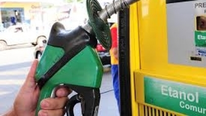 Etanol sobe em 18 Estados e DF; mas preço médio cai 1,89% no País 