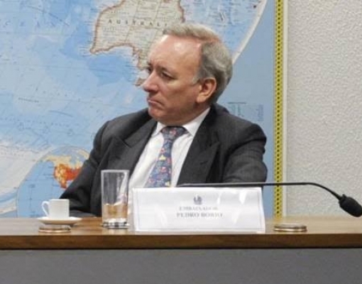 Contra Ernesto Araújo, agronegócio tenta emplacar embaixador em Washington