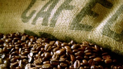 Exportação de café do Brasil deve dobrar em maio, aponta Secex 