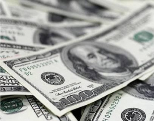Dólar supera os R$ 4,10 e Bolsa perde os 90 mil pontos