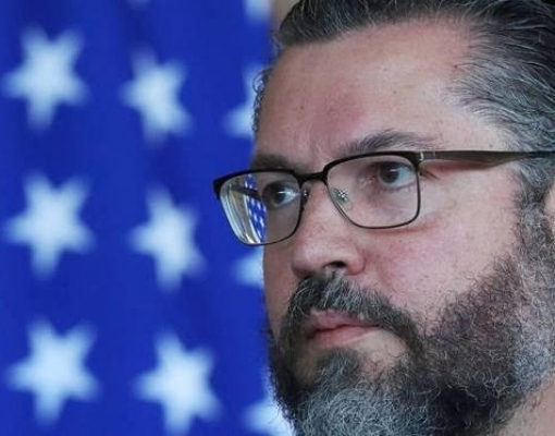 Governo brasileiro participa de reunião com negacionistas do clima