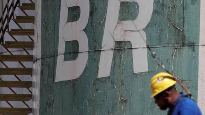 Petrobras eleva gasolina para maior nível em mais de três meses