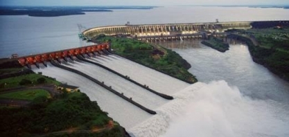 Um novo curto-circuito em Itaipu 