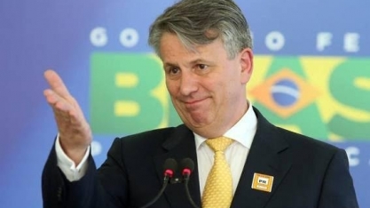 Não há escolha a não ser investir em petróleo, diz CEO da Shell