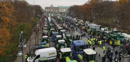 Milhares de agricultores protestam em Berlim contra pacote de reformas