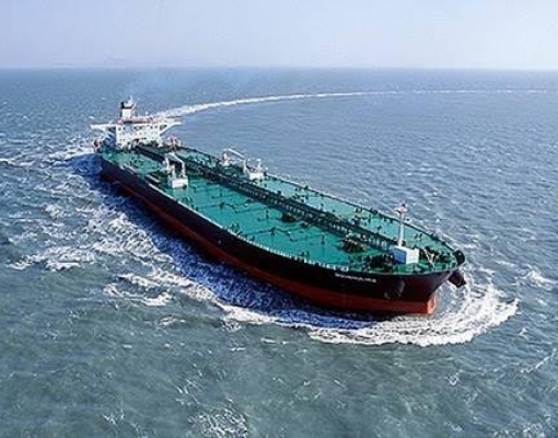 Navio grego Bouboulina é suspeito de vazamento de óleo nas praias do NE