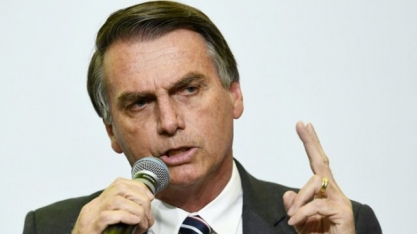  Bolsonaro: Preço dos combustíveis está alto e critica peso de impostos