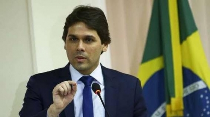Presidente do INSS é demitido após crise na fila por benefícios, Rolim assumirá