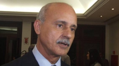 Bolsonaro buscará Maia para acelerar projeto de venda direta de etanol