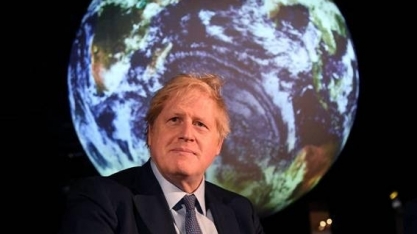 Reino Unido proibirá venda de novos carros a gasolina e diesel