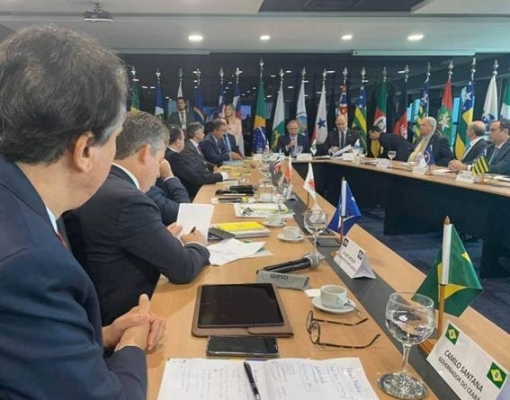 Guedes a governadores:  Menos impostos sobre combustíveis só com reformas