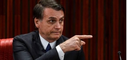 Bolsonaro anuncia projeto para mudar cobrança de ICMS sobre combustíveis