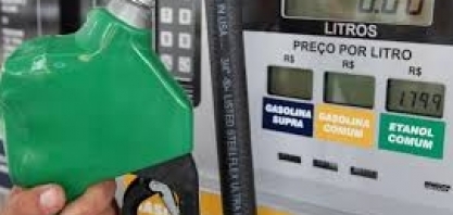 Gasolina segue mais competitiva que etanol que só é vantajoso em SP e GO