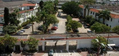 Montadoras fecham fábricas e colocam cerca de 50 mil em férias coletivas