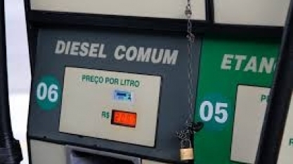 Diesel da Petrobras acumula queda de 18% em 2020; postos não acompanham  