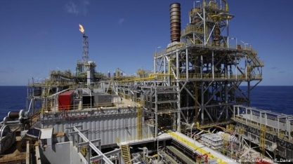 O que fazer com a riqueza do petróleo?