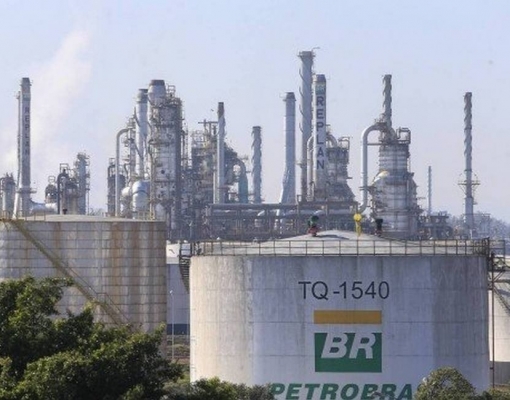 Refinarias da Petrobras operam com 60% de capacidade