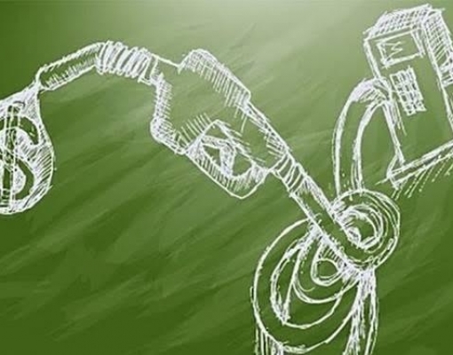 Postos dizem que distribuidor represa cortes da Petrobras