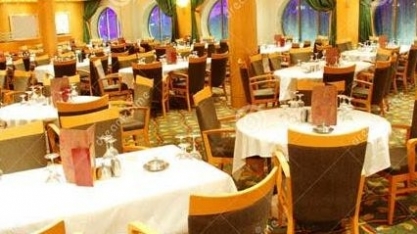 Restaurantes já demitiram até 800 mil trabalhadores no país,diz Associação