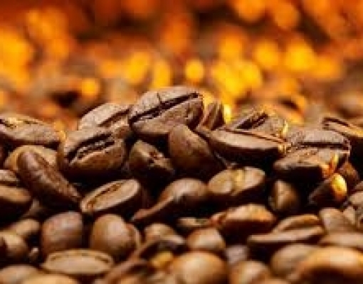 Café sobe mais de 15% em março com demanda firme e temor sobre oferta