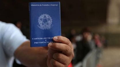 Governo vai autorizar suspensão de contrato de trabalho por até 2 meses