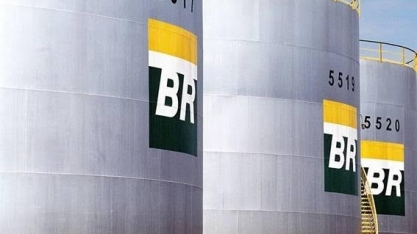 Petrobras eleva gasolina em 10% nas refinarias, na 2ª alta de maio