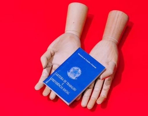 Sindicatos ganham força ao negociarem cortes de salário na pandemia