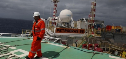  Produção da Petrobras cai 3,7% no 2º tri vs 1º tri por pandemia