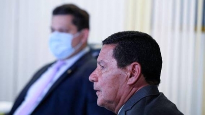 Mourão diz que Brasil foi 'jogado nas cordas' na questão ambiental
