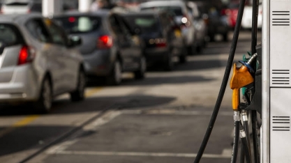 Nova gasolina se torna obrigatória em agosto e deve ser mais cara