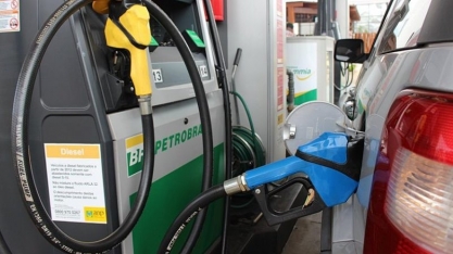 Gasolina da Petrobras tem nova alta e sobe 80% ante mínima do ano