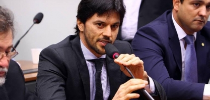 Fábio Faria discorda do modelo para leilão de 5G defendido por Guedes