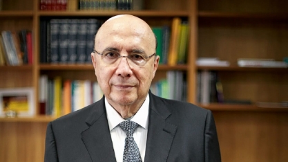País deve deixar de se sentir vítima da globalização e seguir o agro 
