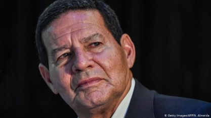 Queimadas: Bolsonaro é pressionado a fundir Meio Ambiente e Agricultura