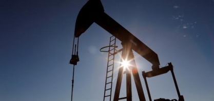 Preços do petróleo caem por Covid-19 e tensão entre EUA e China