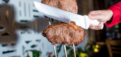 Segunda onda de Covid-19 retarda consumo de carne fora do lar