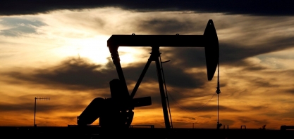 Petróleo brent sobe e se aproxima de US$ 50