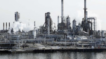 Brent supera US$ 50 pela 1ª vez desde março com otimismo por vacina