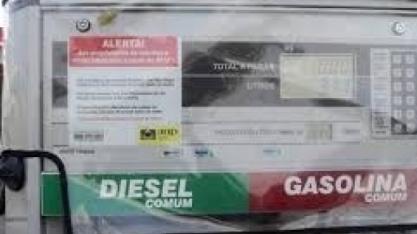 Diesel sobe pela 7ª semana seguida nos postos; gasolina também avança