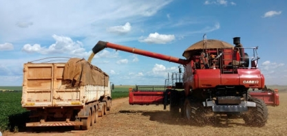 Soja tem máxima de 6 anos e meio em Chicago com temor de oferta