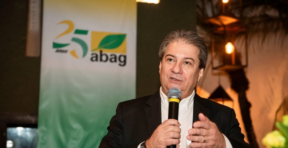 Abag: “Ernesto Araújo vinha atrapalhando vários negócios do Brasil”