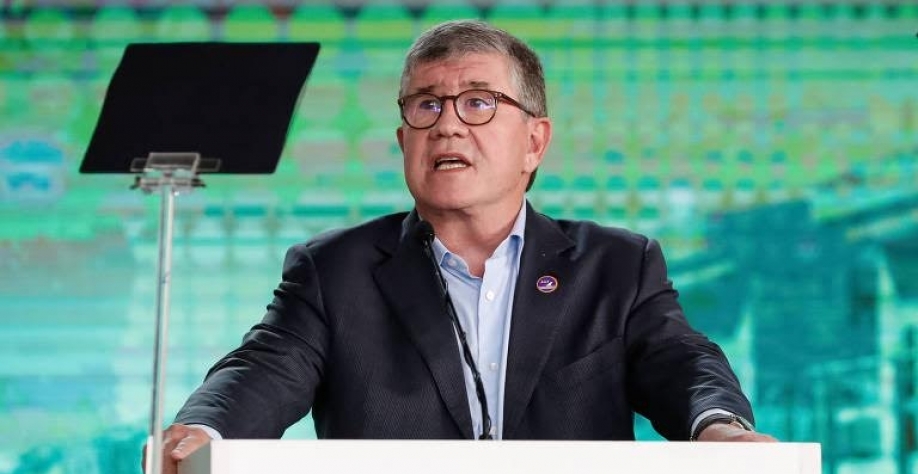 Detalhes triviais dão ritmo a livro sobre trajetória de Rubens Ometto