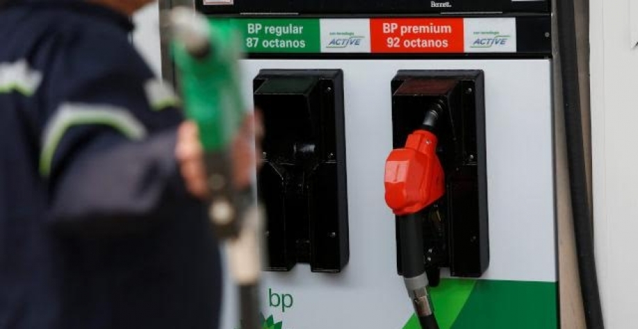 Paradas no refino e menor mistura de biodiesel elevam importações de diesel