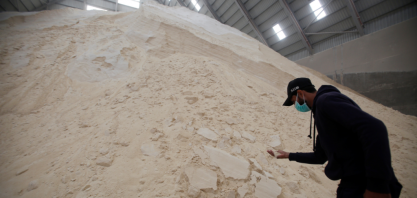 Preço do açúcar deve se manter em patamar elevado em 2021, diz Fitch