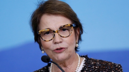 Ministra vê Brasil produzindo mais em 2022,pede Orçamento para Plano Safra