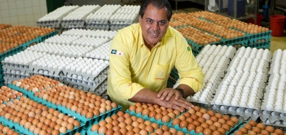 ‘Rei do ovo’ emprega 2,3 mil e tem mais de 11 milhões de poedeiras