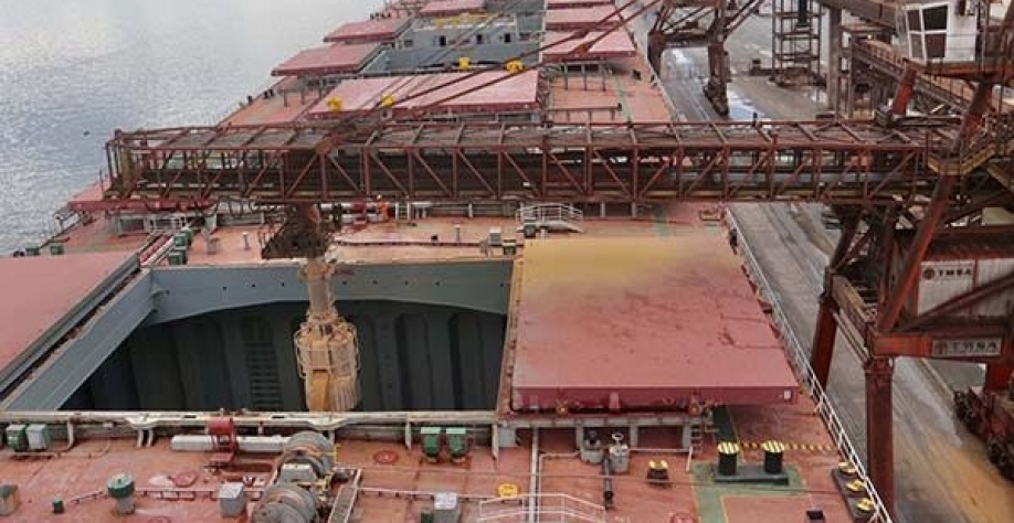 Cargill reduz emissões de carbono de frota de navios