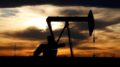  Petróleo fecha perto de US$ 75, em máxima de vários anos