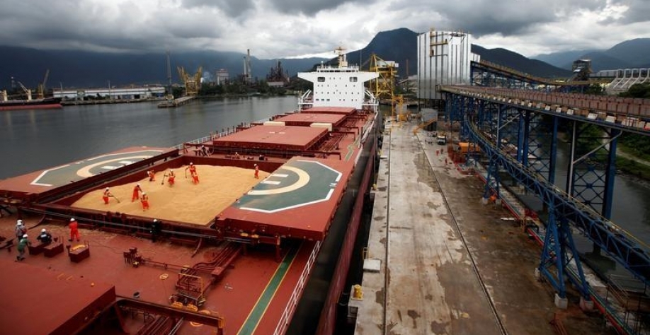 Importações chinesas de soja do Brasil crescem 82% em maio ante abril